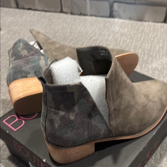 Corkys Charcoal Suede Ankle Booties - Picture 6 of 10